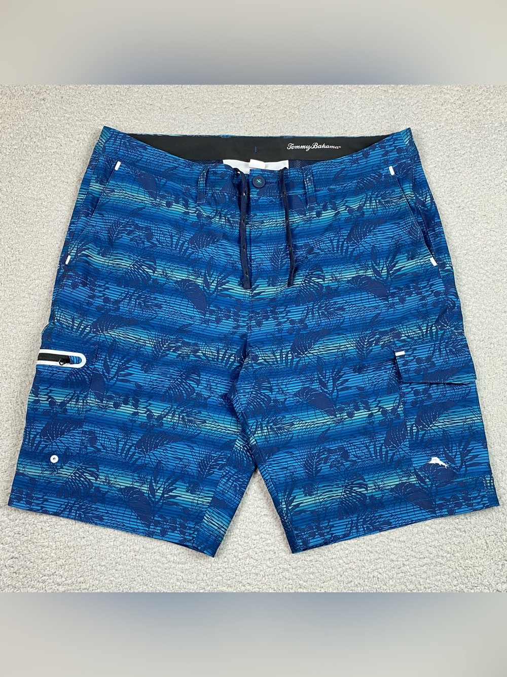 Tommy Bahama Hybrid Shorts Mens Size 35 Island Zone Cargo Blue Beach Swim Summer